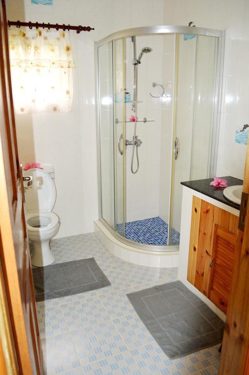 Villa Marthe Baie Sainte Anne Rom bilde